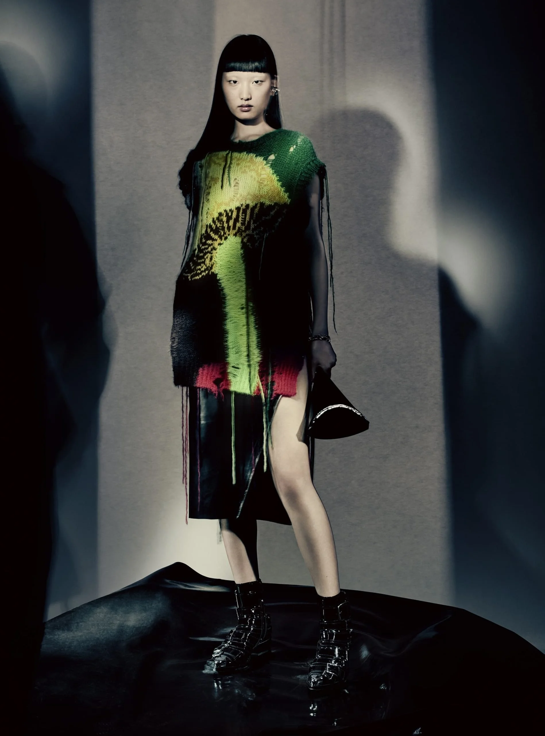 Alexander McQueen 写真集 Alexander McQueen FW 2022 Campaign by Paolo Roversi — Anne of